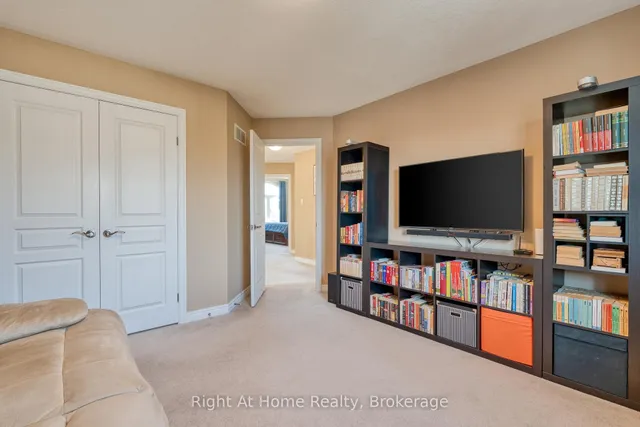 Additional image 33 of 320 Southbrook Dr