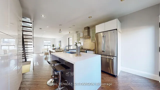 Additional image 7 of 38 Fielding Ave