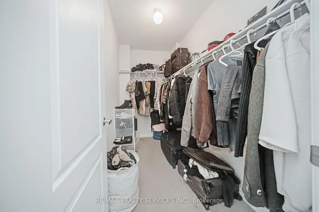 Additional image 30 of 16 Dolobram Tr