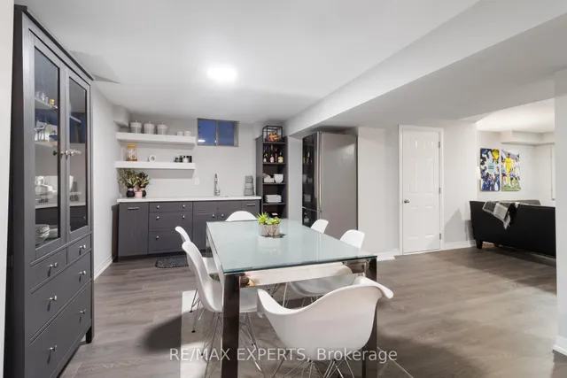 Additional image 44 of 12 Moorcroft Pl