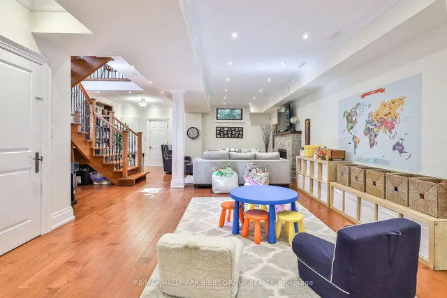 Additional image 37 of 11 Humbercrest Blvd