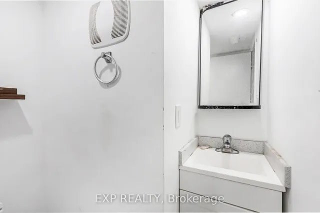 Additional image 31 of 32 Linden Ave