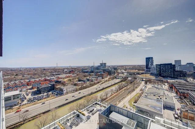 Additional image 38 of 5 Defries St Unit 1704