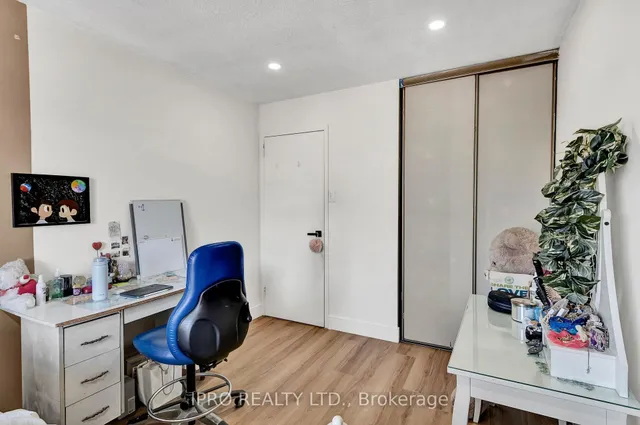 Additional image 22 of 1624 Bloor St Unit 92