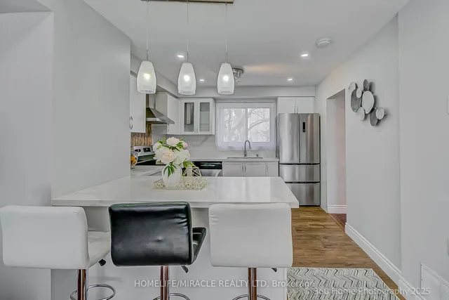 Additional image 8 of 75 Blackwell Ave Unit 8