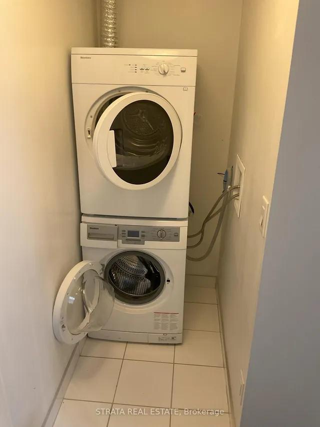 Additional image 14 of 101 Charles St Unit 4608