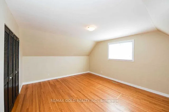 Additional image 11 of 3657 Woodruff Cres