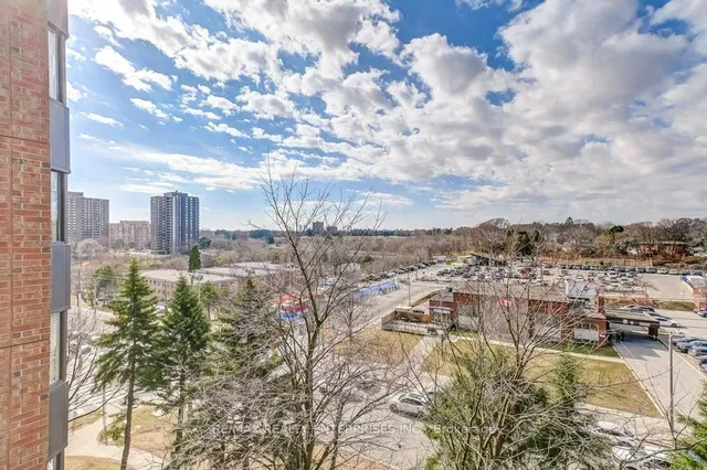 Additional image 17 of 3845 Lake Shore Blvd Unit 607