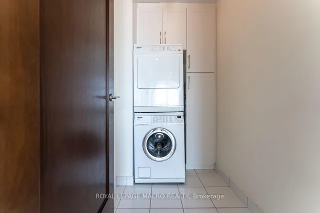 Additional image 27 of 33 Lombard St Unit 4302