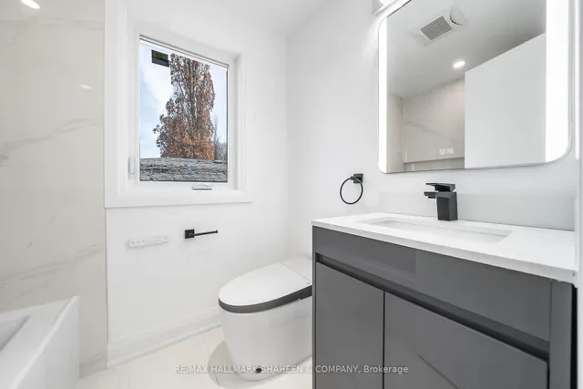 Additional image 32 of 27 Christine Cres