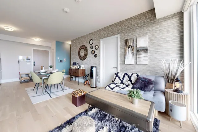 Additional image 5 of 585 Bloor St Unit 4121