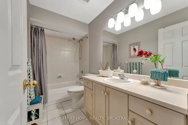 Additional image 23 of 485 Green Rd Unit 33