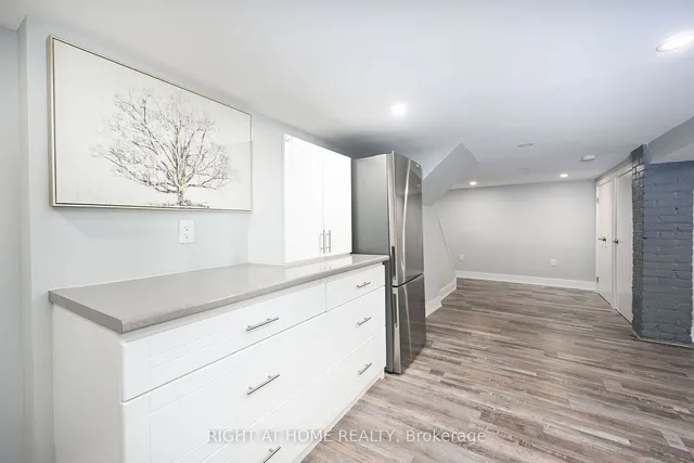 Additional image 27 of 30 Fairleigh Ave