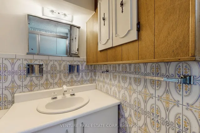 Additional image 37 of 118 Winston Park Blvd