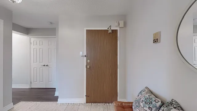 Additional image 39 of 1 Reidmount Ave Unit 903