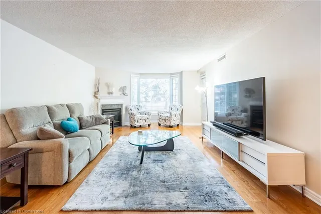 Additional image 12 of 990 Golf Links Rd Unit 106