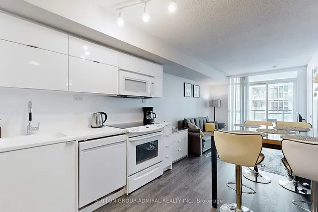 Additional image 16 of 21 Iceboat Terr Unit 1703