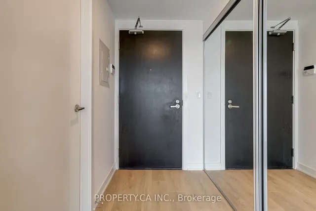 Additional image 3 of 501 Yonge St Unit 3103