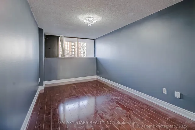 Additional image 13 of 10 Tapscott Rd Unit 304