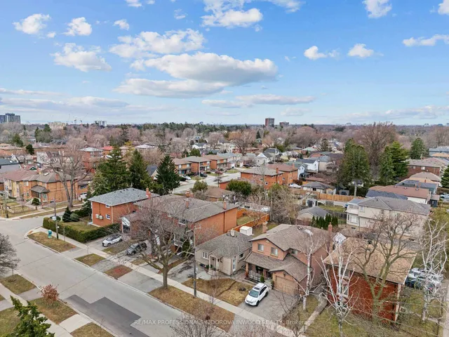 Additional image 35 of 112 Foch Ave