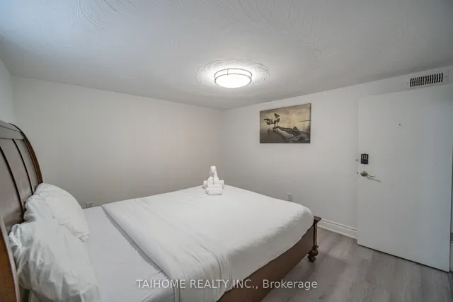 Additional image 33 of 92 Earlton Rd