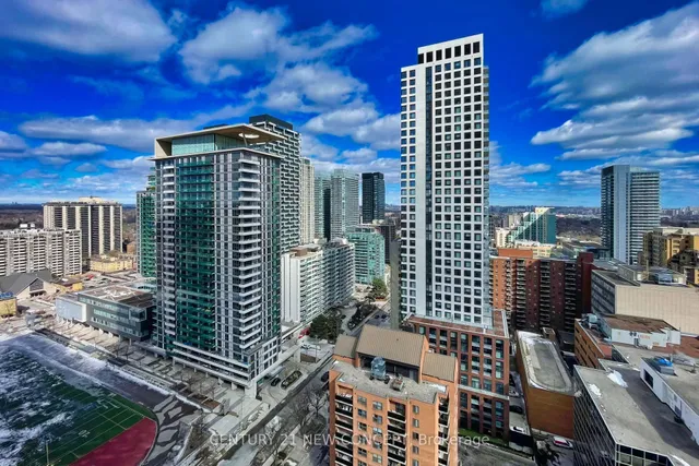 Additional image 27 of 39 Roehampton Ave Unit 2003