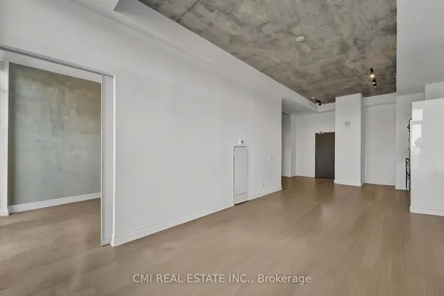 Additional image 9 of 608 Richmond St Unit 1310