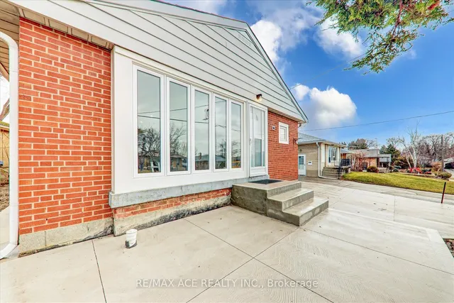 Additional image 4 of 12 Restever Gate