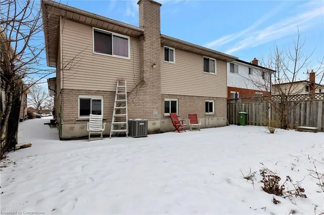 Additional image 27 of 19 Janet Crt