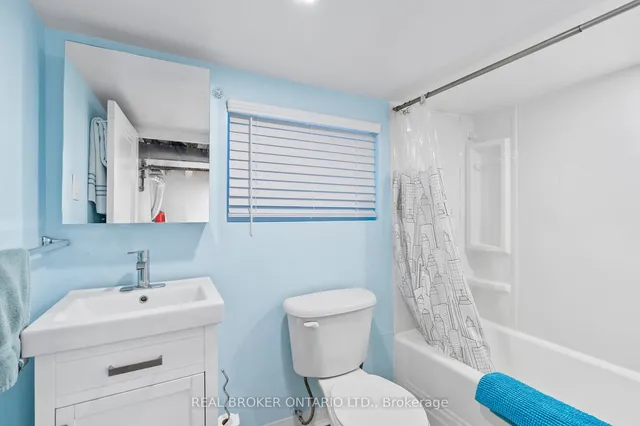 Additional image 21 of 32 Monarch Park Ave