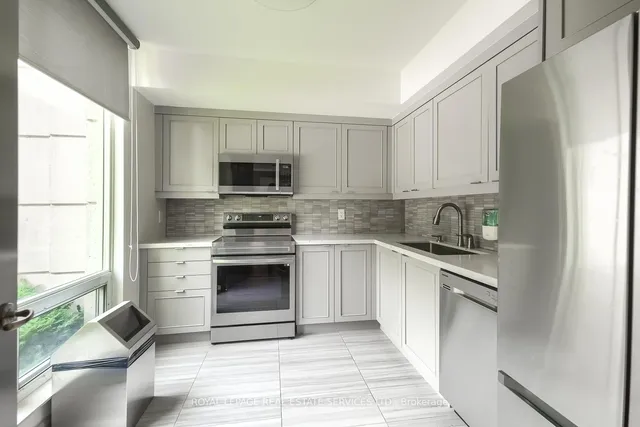 Additional image 40 of 18 William Carson Cres Unit 811