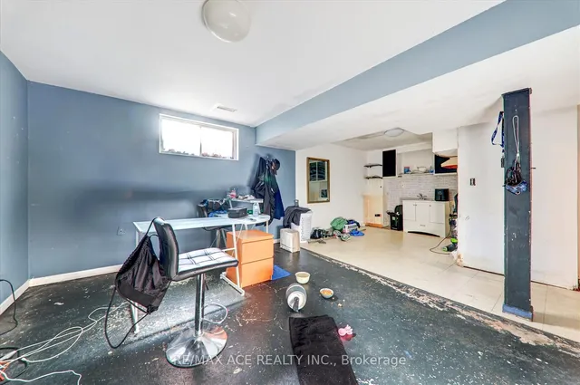 Additional image 31 of 6 Rockwood Dr