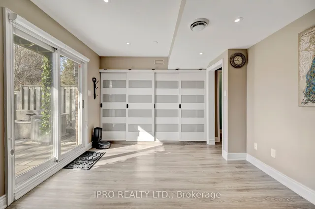 Additional image 26 of 985 Limeridge Rd Unit 3