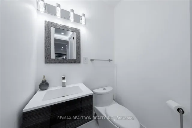 Additional image 27 of 46 Franklin Ave