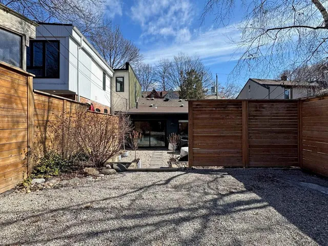 Additional image 32 of 246 Ontario St