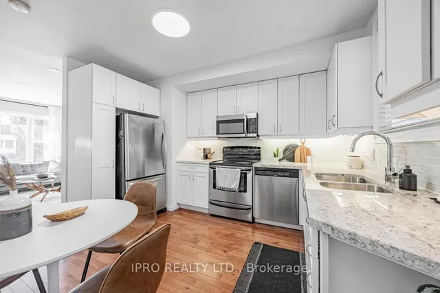 Additional image 17 of 22 Queensdale Ave