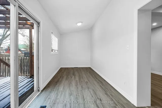 Additional image 20 of 417 Paling Ave