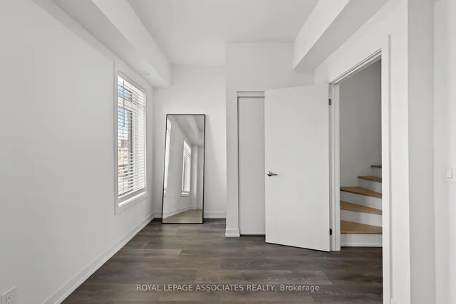 Additional image 24 of 84 Tisdale Ave