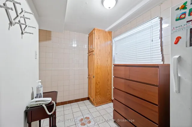 Additional image 27 of 1010 Mannington Lane