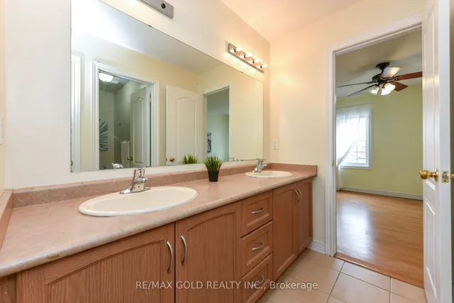 Additional image 29 of 23 Attview Cres