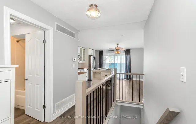 Additional image 11 of 18 1/2 Lakeshore Dr