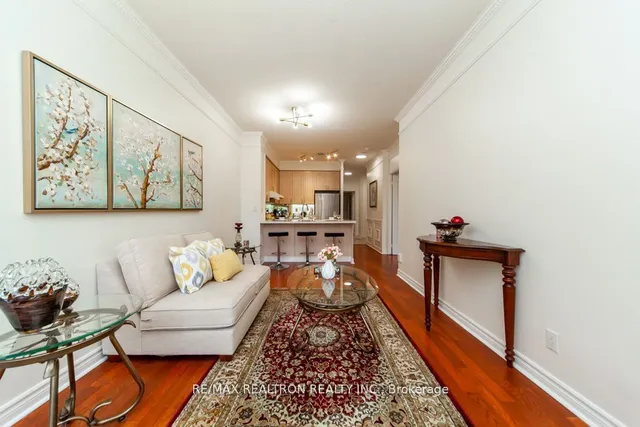 Additional image 13 of 555 Yonge St Unit #309