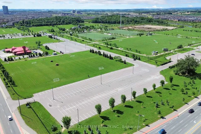 Additional image 48 of 125 Vanhorne Clse