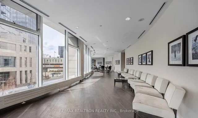 Additional image 29 of 2191 Yonge St Unit 2807