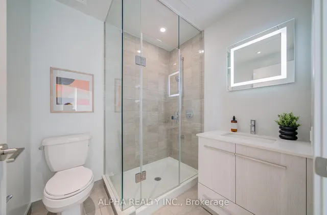 Additional image 10 of 8 Cumberland St Unit 3803