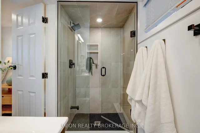 Additional image 22 of 76 Gradwell Dr