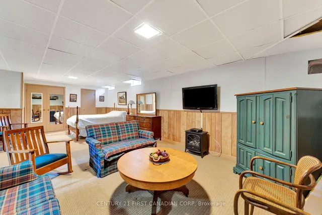 Additional image 26 of 5255 Lakeshore Rd Unit 6