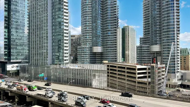 Additional image 20 of 25 Lower Simcoe St Unit 1106
