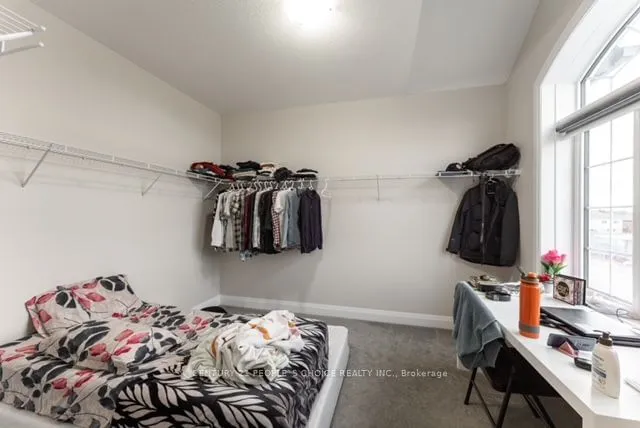 Additional image 32 of 681 Thomas Slee Dr