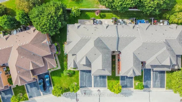 Additional image 34 of 2145 Country Club Dr Unit 6